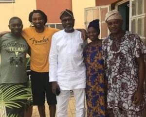 Photo of femi Otedola with his siblings and mother