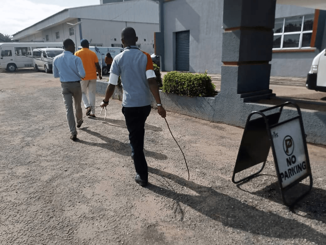 Minimum Wage: Striking Labour Leaders Shutdown FIRS Office, Airport in Lagos